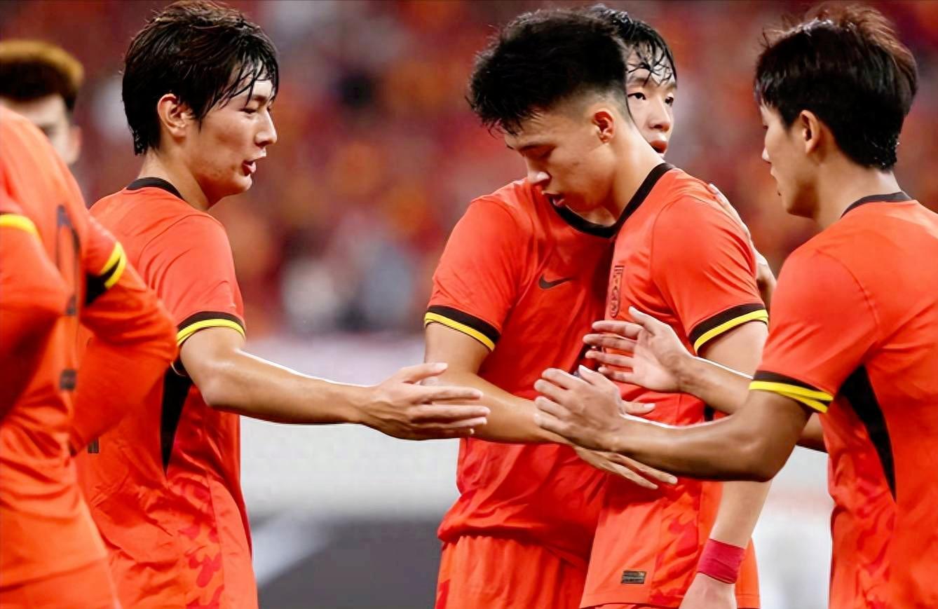 金年会-亚冠倒计时；阿森纳今晨战术微调；细节引发关注；震撼外界；细节决定成败(阿森纳49场不败)