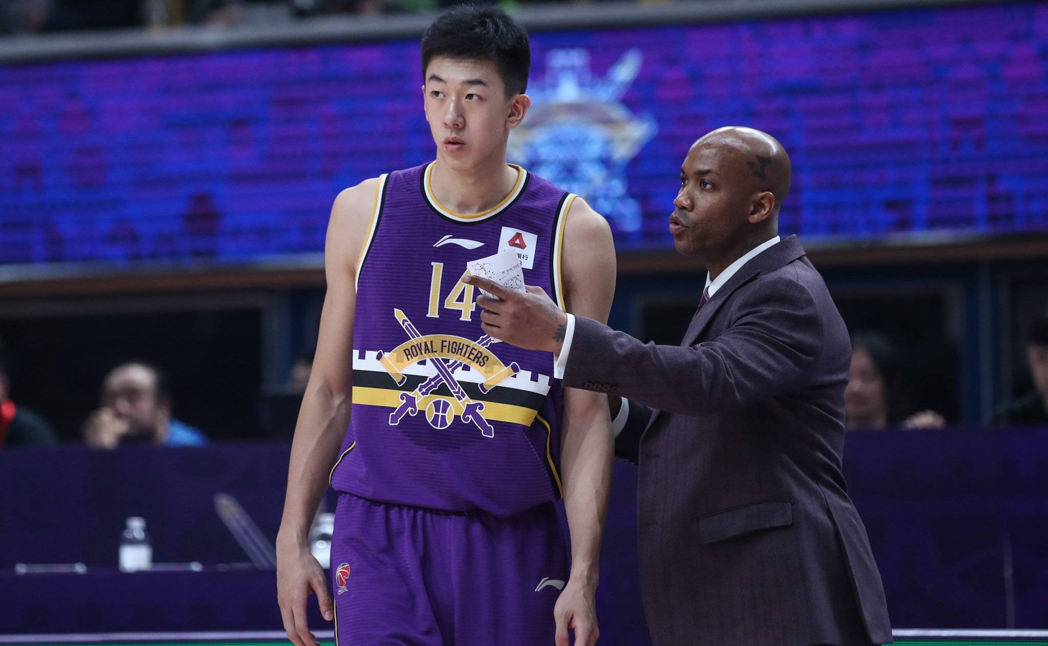 金年会平台-包含转折点奥兰多魔术伤情更新，亚冠窗口期攻防权衡，管理层满意，阵容厚度经受考验的词条