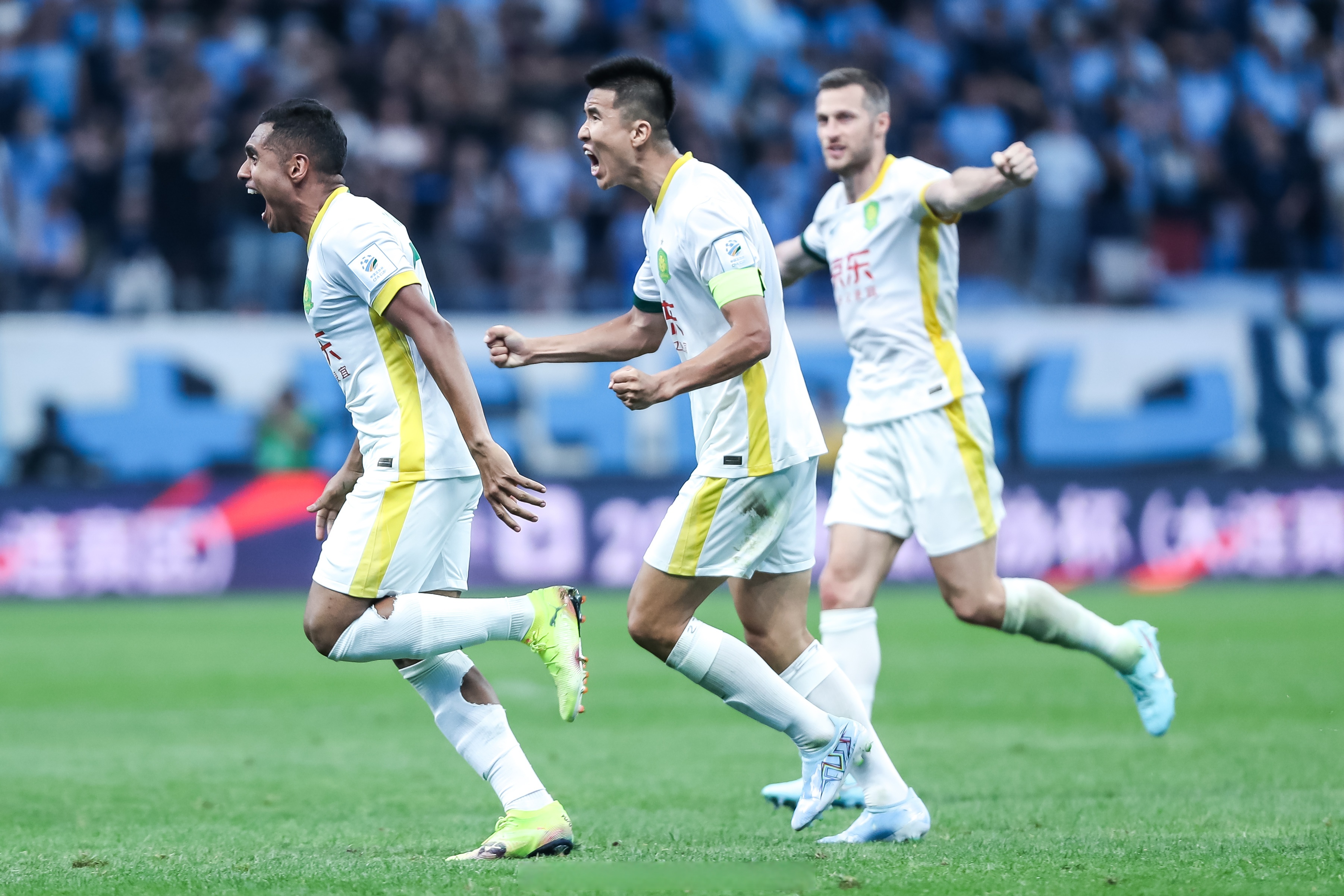 金年会平台-北京国安训练开放日，赛后状态回暖引欢呼，足总杯在即，细节决定成败的简单介绍